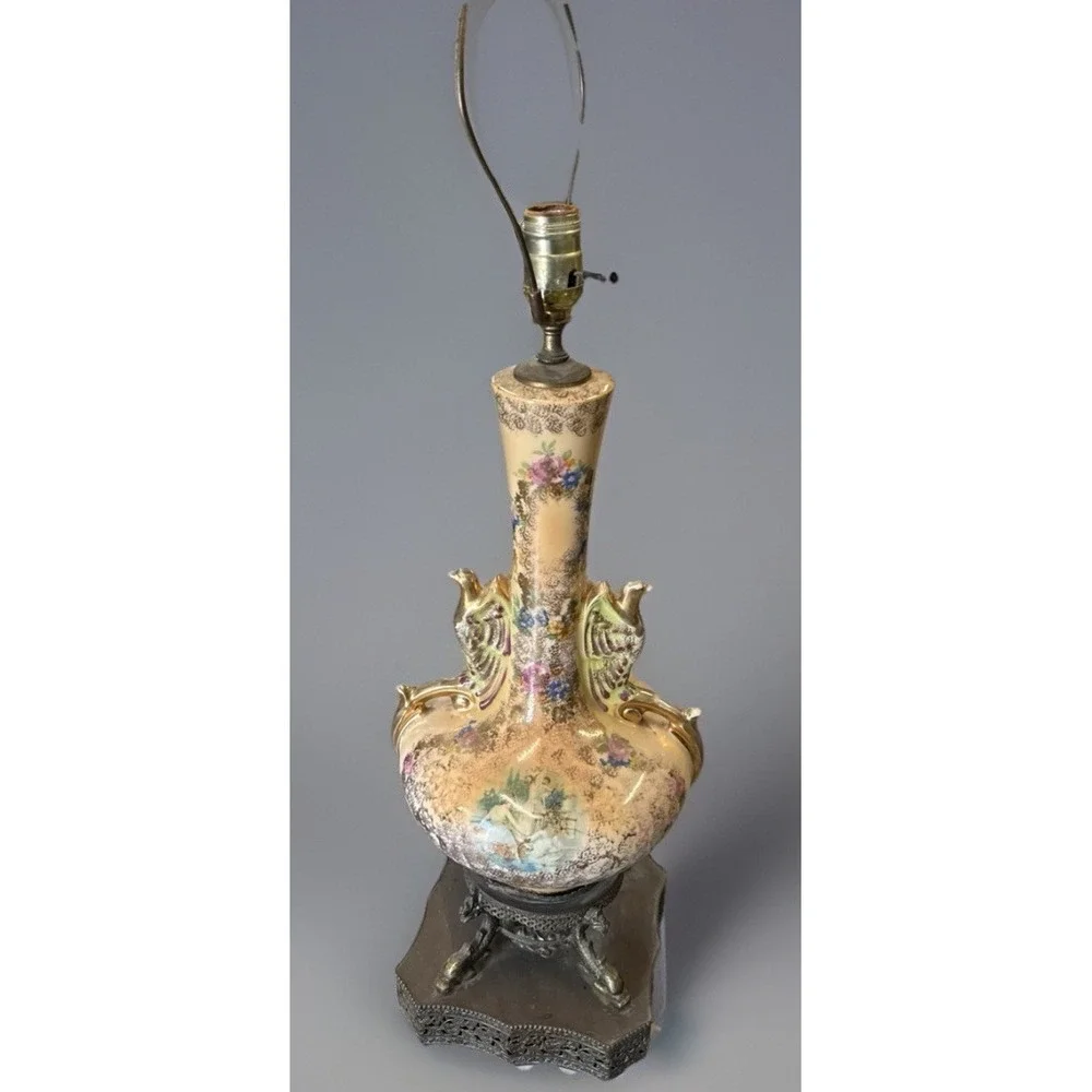 Estate Victorian Handpainted Porcelain Lamp with Gold Trim and Metal Base Works